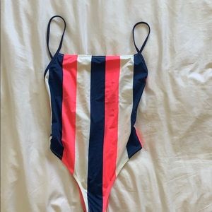 Solid and striped The Nina